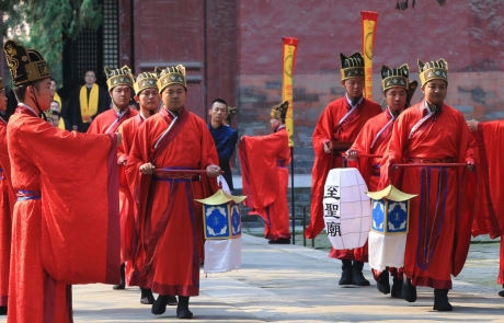 旅韩华侨华人祭孔大典暨中华街文化体验巡游